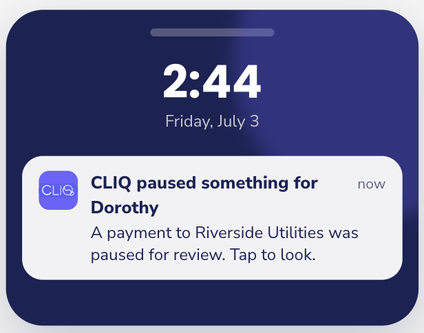 Lock-screen alert: CLIQ paused something for Dorothy
